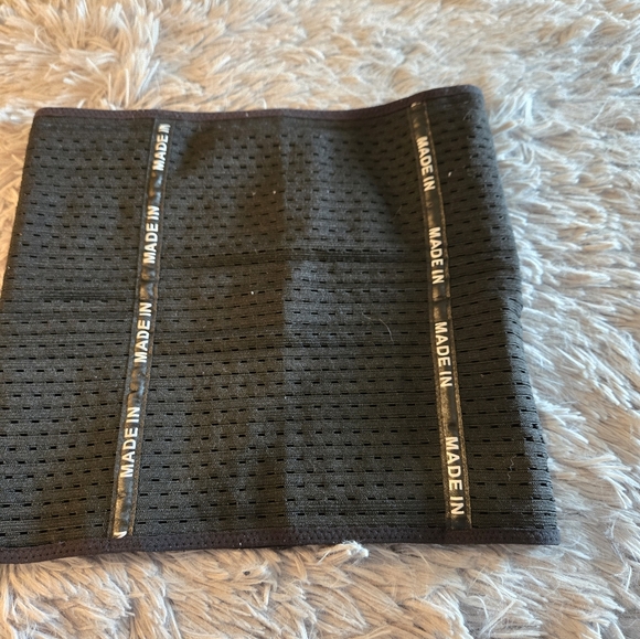 M+ Waist Trainer for Women Slimmer Corset Body Size Med/Large - Picture 6 of 10